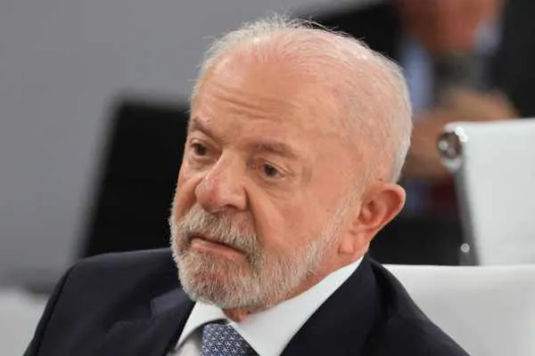 LULA SANCIONA PISO SALARIAL DE R$ 5.130 PARA PROFESSORES SDA EDUCAÇÃO BÁSICA