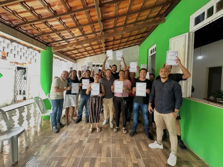 VEREADOR MARANT CELEBRA CONCLUSÃO DE CURSO DE MÁQUINAS PESADAS E ANUNCIA NOVO CURSO DE SOLDA EM DIAS D'ÁVILA