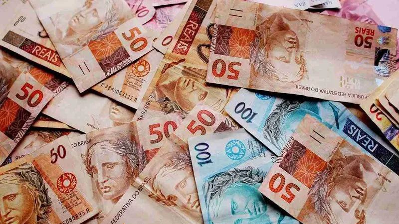 ATENÇÃO DEVEDORES: JUSTIÇA MUDA REGRA E BLOQUEIO DE DINHEIRO EM CONTA JÁ VALE EM 5 BANCOS